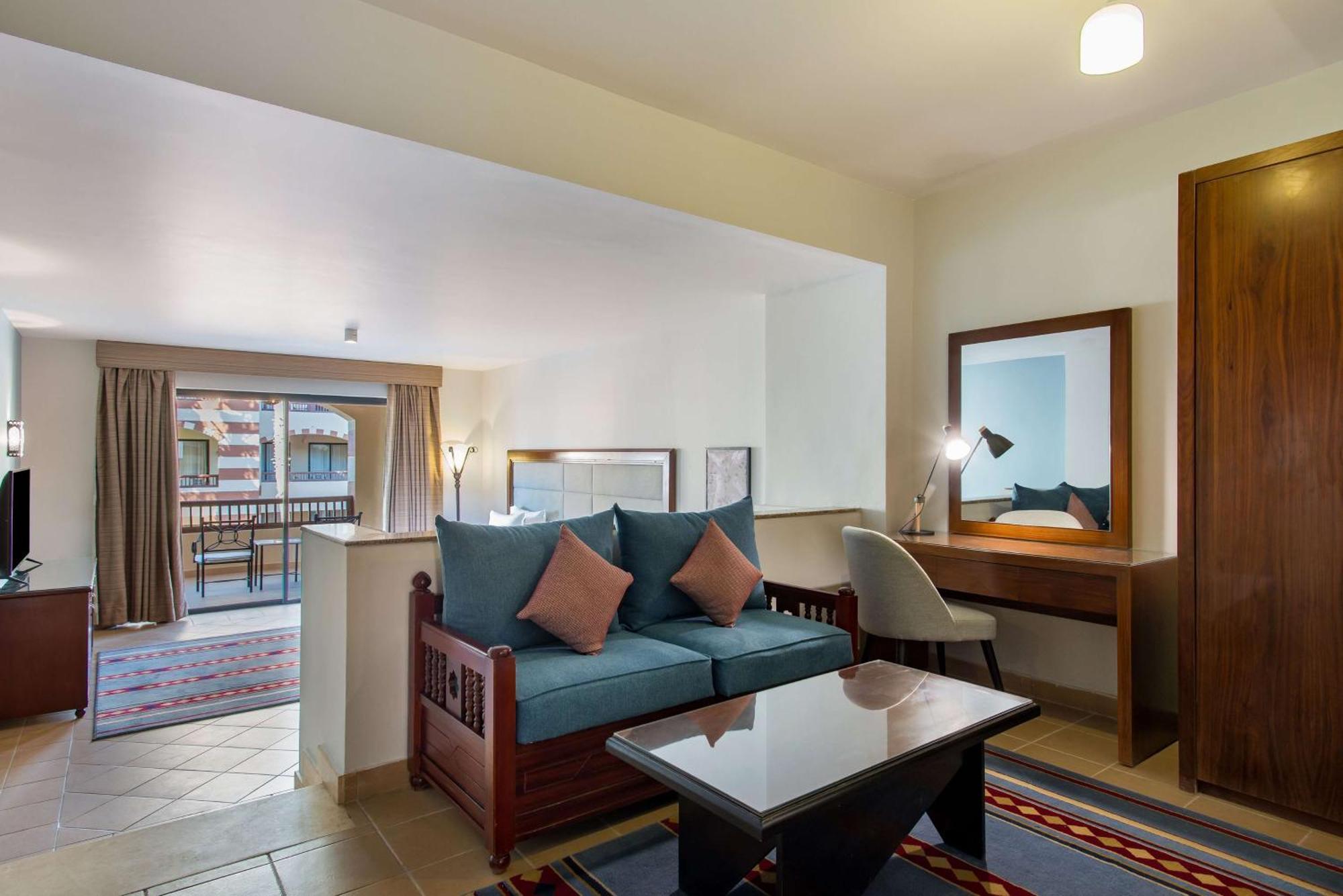 Marina Resort Port Ghalib, A Member Of Radisson Individuals Esterno foto